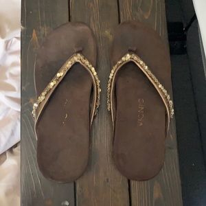 Vionic flip flops bronze and brown - size 9 wide